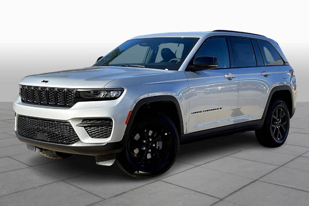 new 2025 Jeep Grand Cherokee car, priced at $41,498