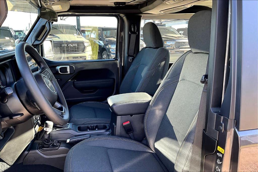 new 2026 Jeep Wrangler car, priced at $35,265