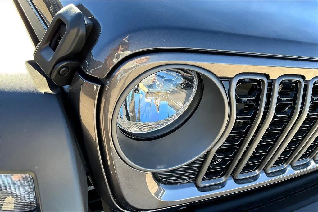 new 2026 Jeep Wrangler car, priced at $35,265