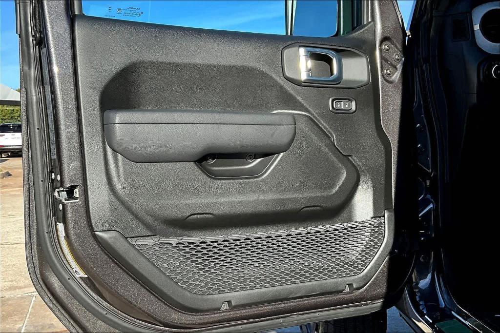 new 2026 Jeep Wrangler car, priced at $35,265