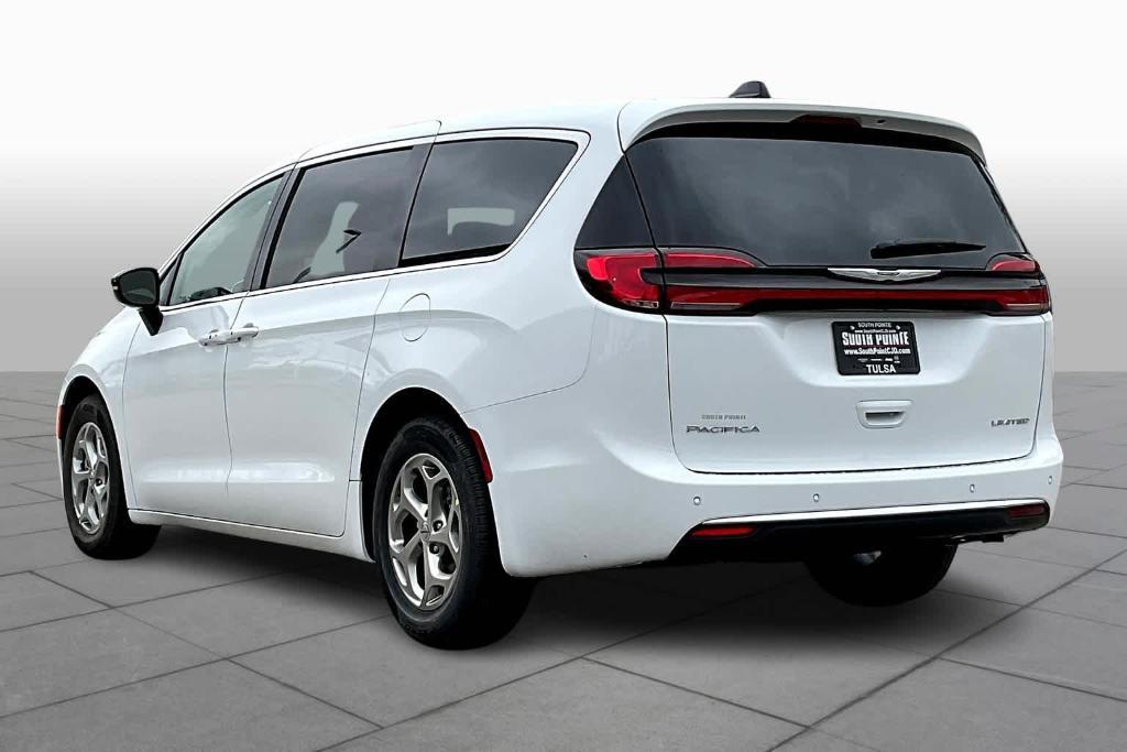 new 2024 Chrysler Pacifica car, priced at $45,175