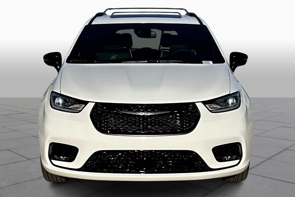 new 2026 Chrysler Pacifica car, priced at $45,050