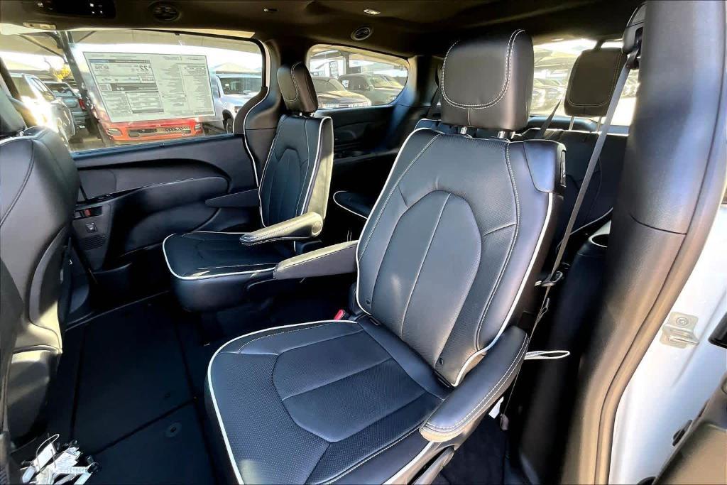 new 2026 Chrysler Pacifica car, priced at $45,050