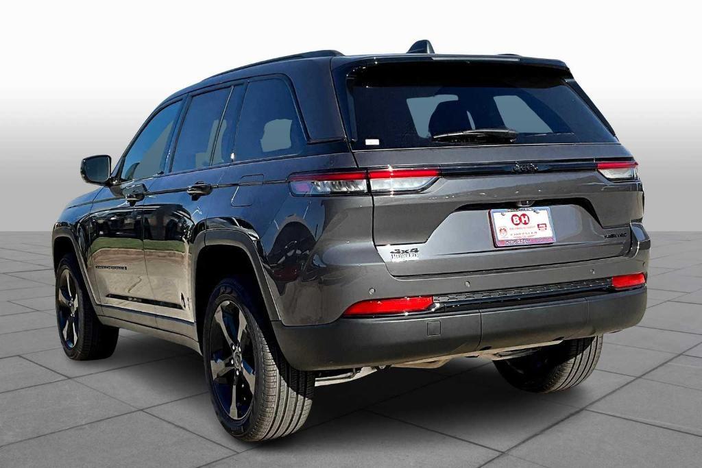 new 2025 Jeep Grand Cherokee car, priced at $43,995