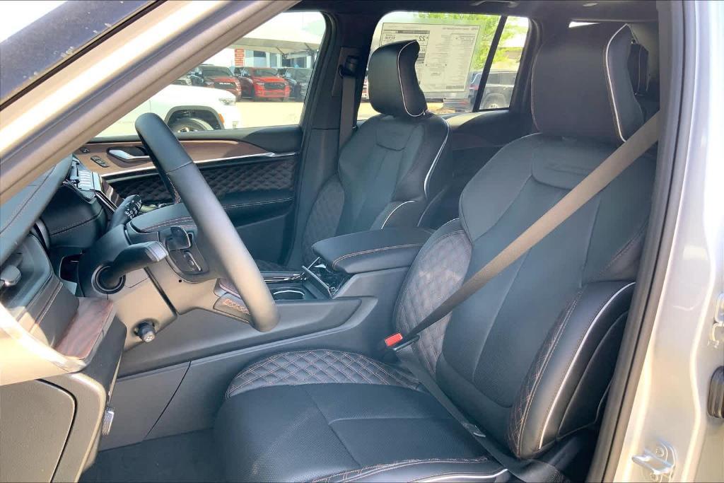 new 2025 Jeep Grand Cherokee car, priced at $61,475