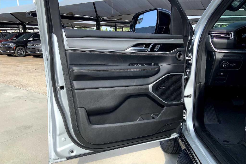 new 2025 Jeep Wagoneer car, priced at $70,425
