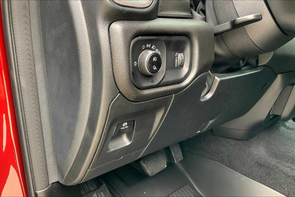new 2025 Ram 1500 car, priced at $40,717