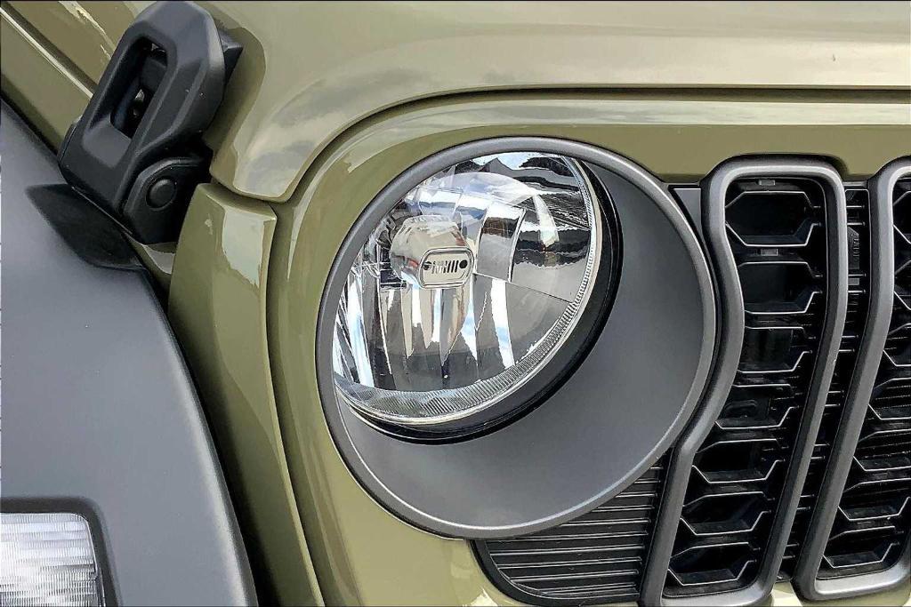 new 2025 Jeep Wrangler car, priced at $35,420