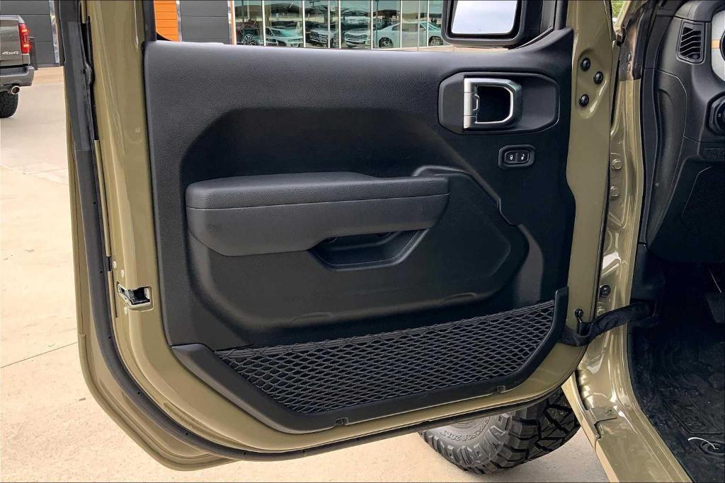 new 2025 Jeep Wrangler car, priced at $49,450