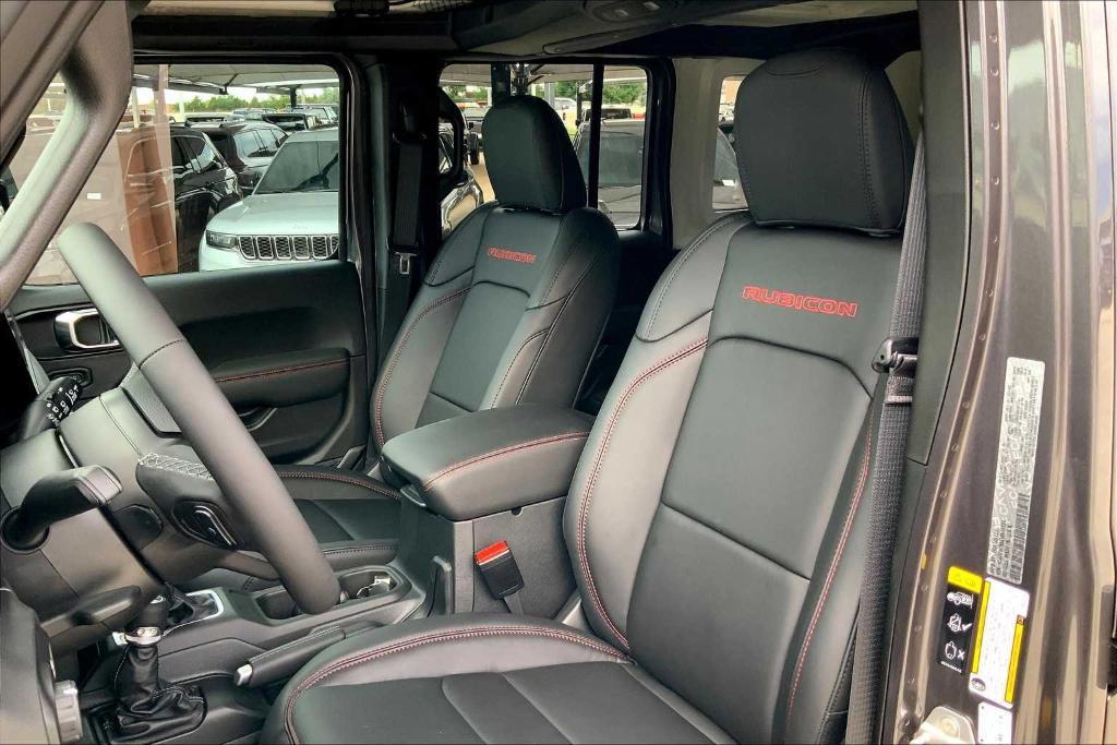 new 2025 Jeep Wrangler car, priced at $51,027