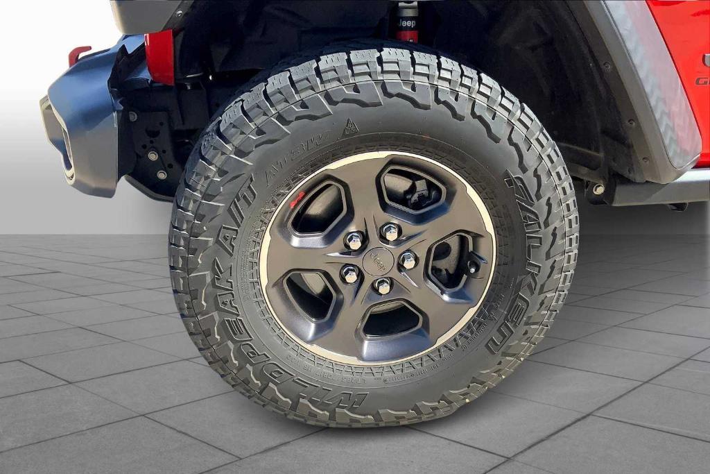 used 2021 Jeep Gladiator car, priced at $35,271