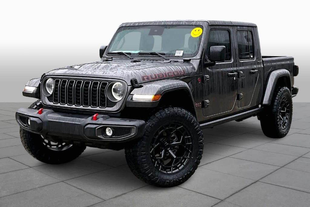 new 2025 Jeep Gladiator car, priced at $50,046