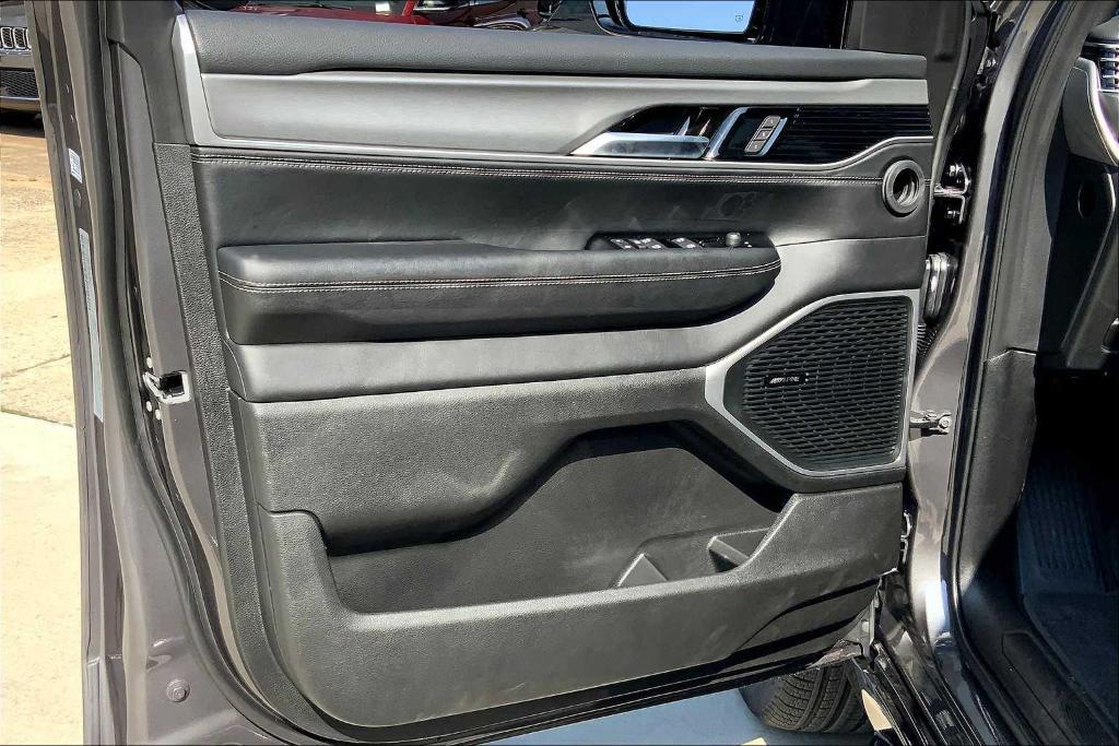 new 2025 Jeep Wagoneer car, priced at $70,425