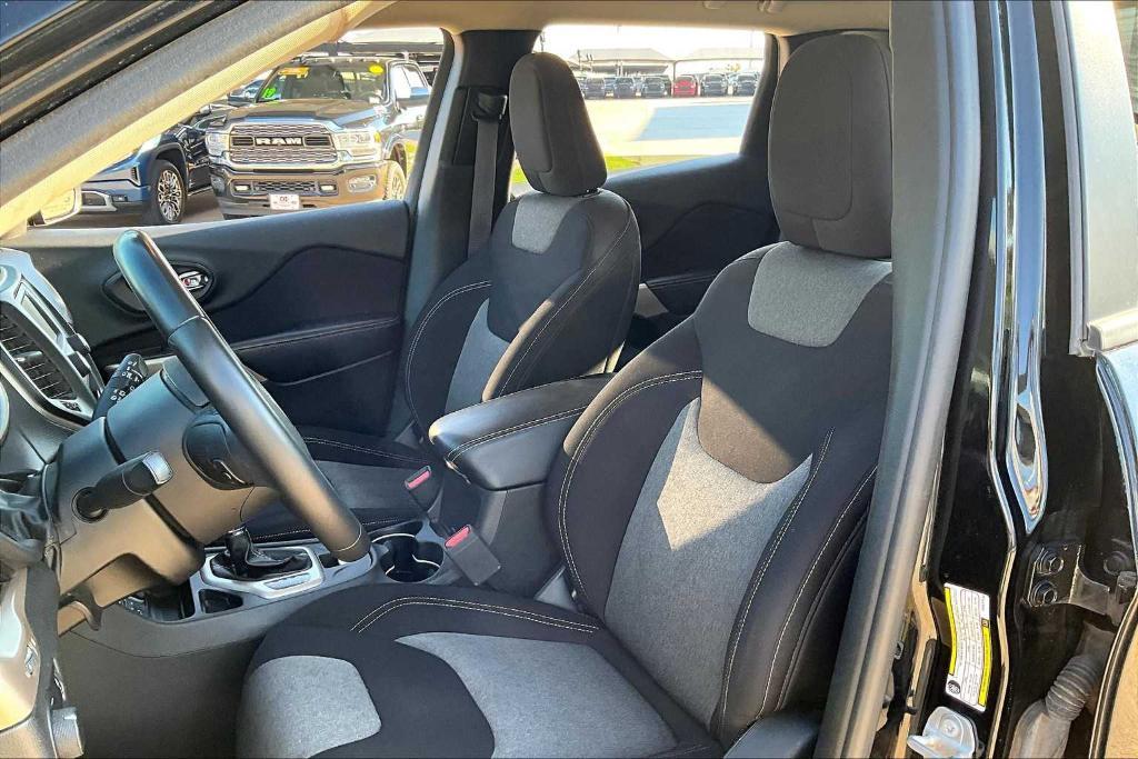 used 2017 Jeep Cherokee car, priced at $14,875