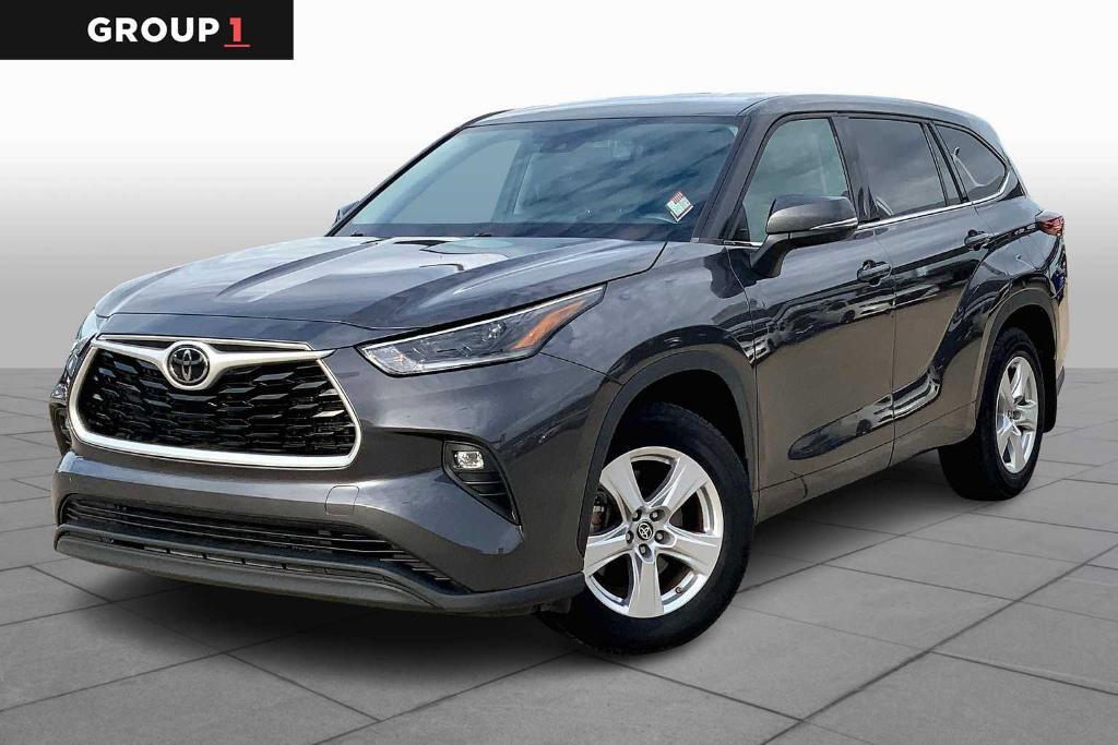 used 2021 Toyota Highlander car, priced at $25,397