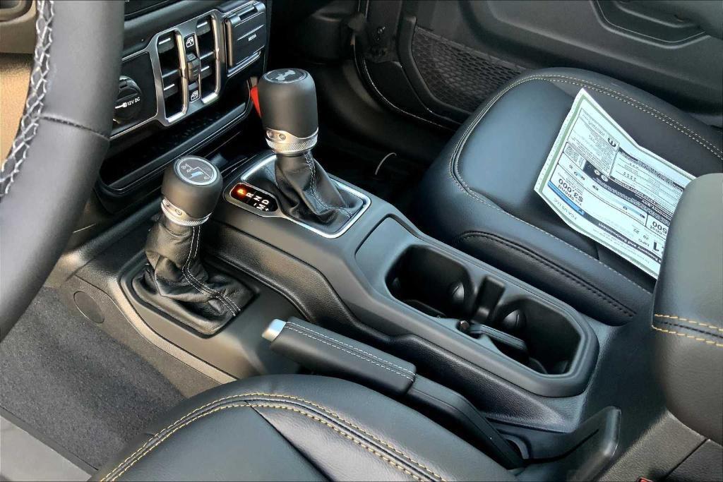 new 2025 Jeep Wrangler car, priced at $47,120