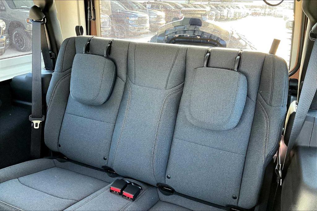 new 2025 Jeep Wrangler car, priced at $34,150