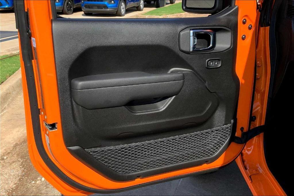 new 2025 Jeep Wrangler car, priced at $30,303