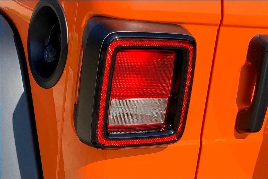 new 2025 Jeep Wrangler car, priced at $30,303