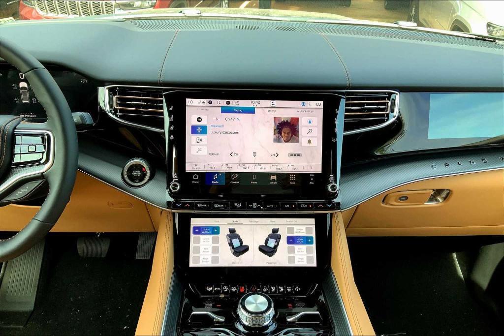 new 2025 Jeep Grand Wagoneer car, priced at $102,630