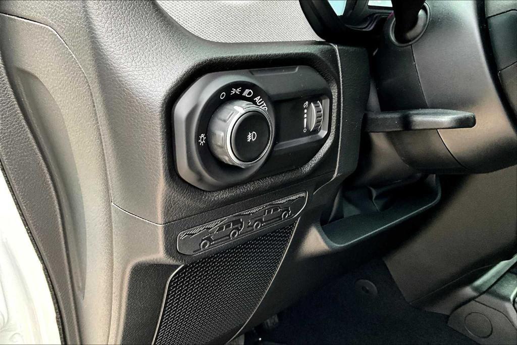 new 2025 Jeep Wrangler car, priced at $40,955