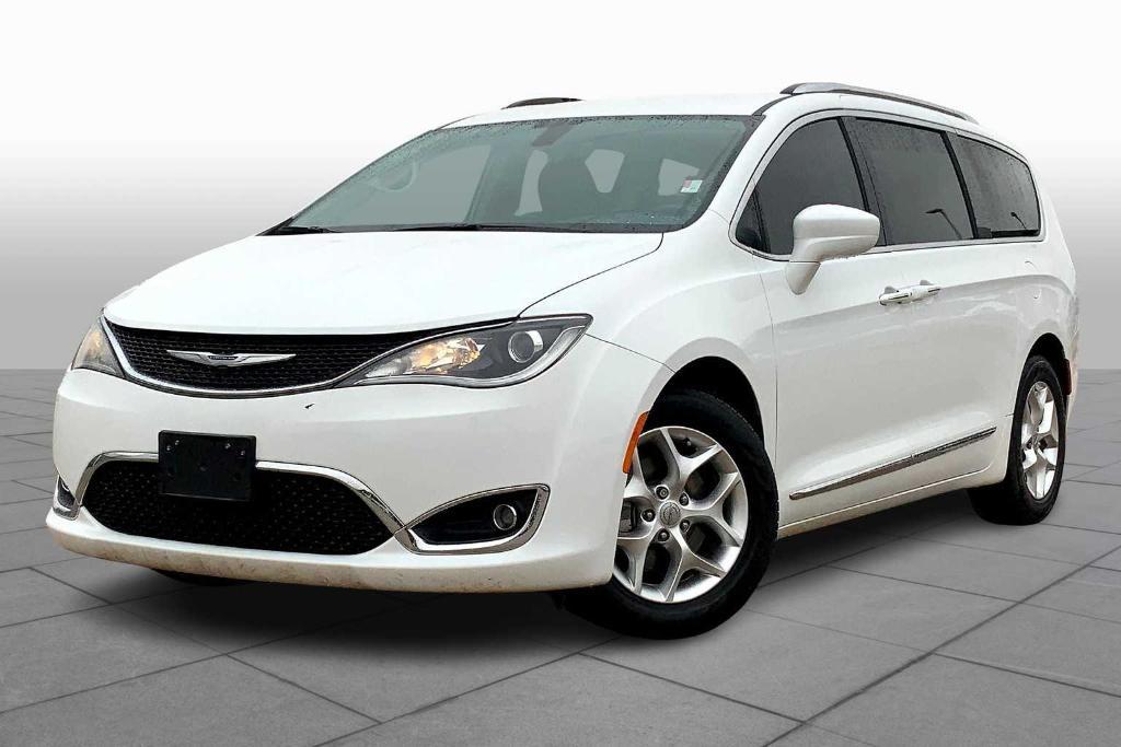 used 2020 Chrysler Pacifica car, priced at $23,648