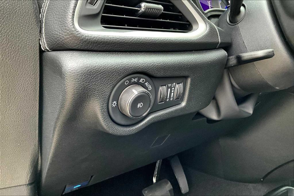 new 2026 Chrysler Pacifica car, priced at $36,410