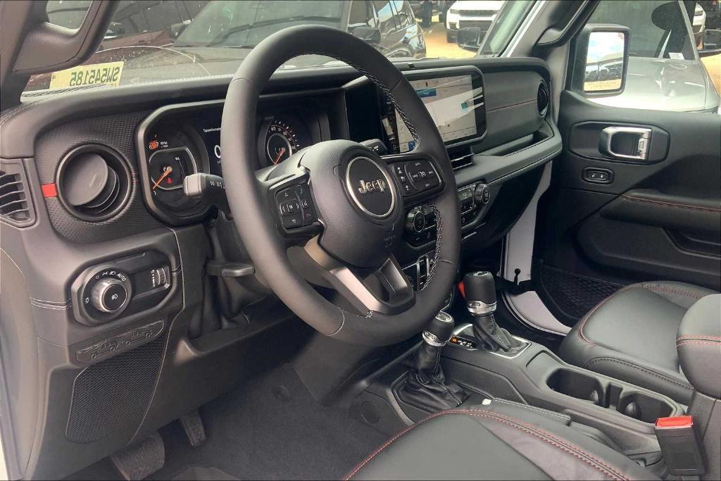 new 2025 Jeep Wrangler car, priced at $55,538