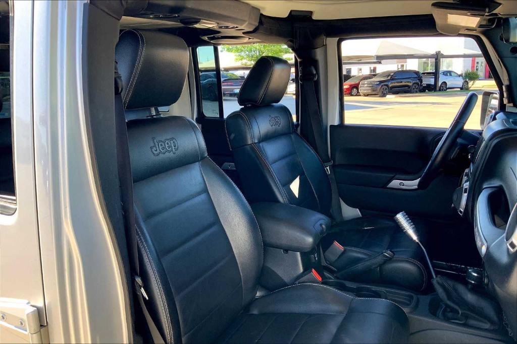 used 2012 Jeep Wrangler Unlimited car, priced at $18,545