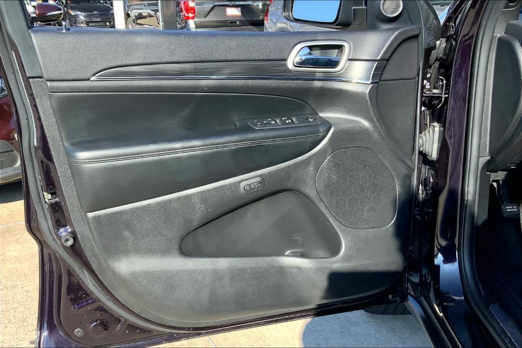 used 2019 Jeep Grand Cherokee car, priced at $22,191