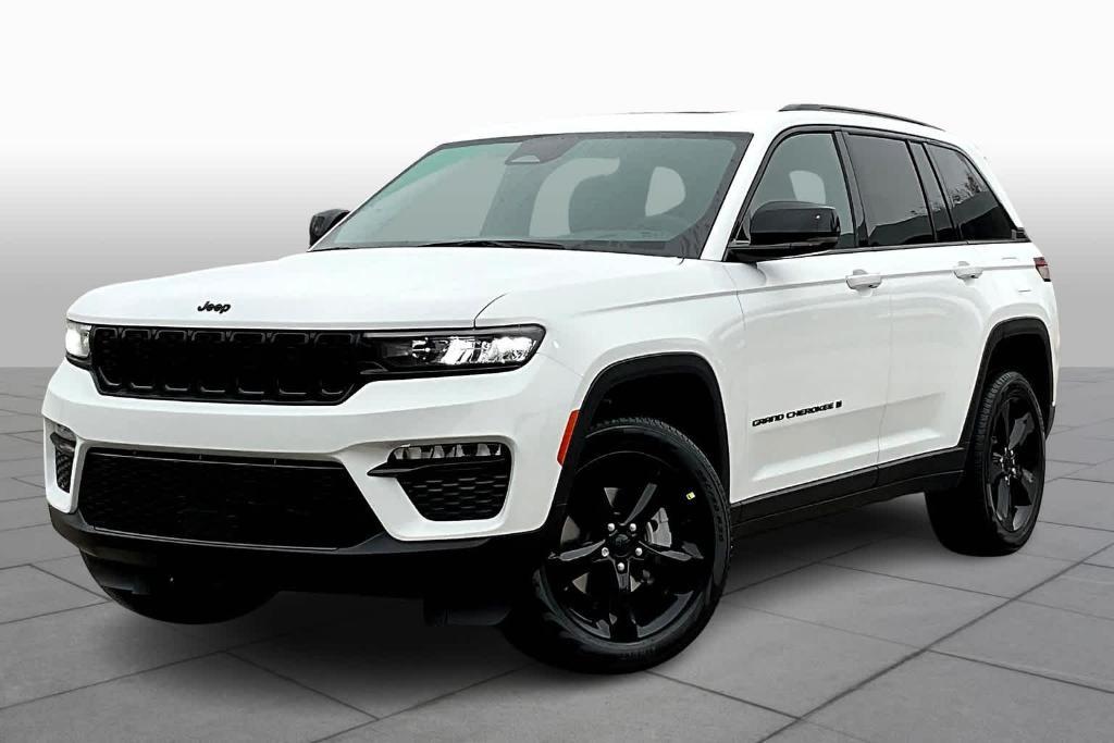 new 2025 Jeep Grand Cherokee car, priced at $46,499