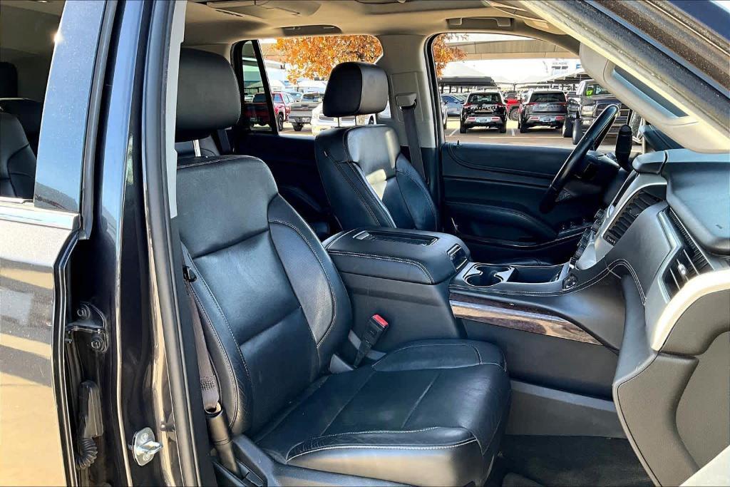 used 2016 GMC Yukon car, priced at $17,315