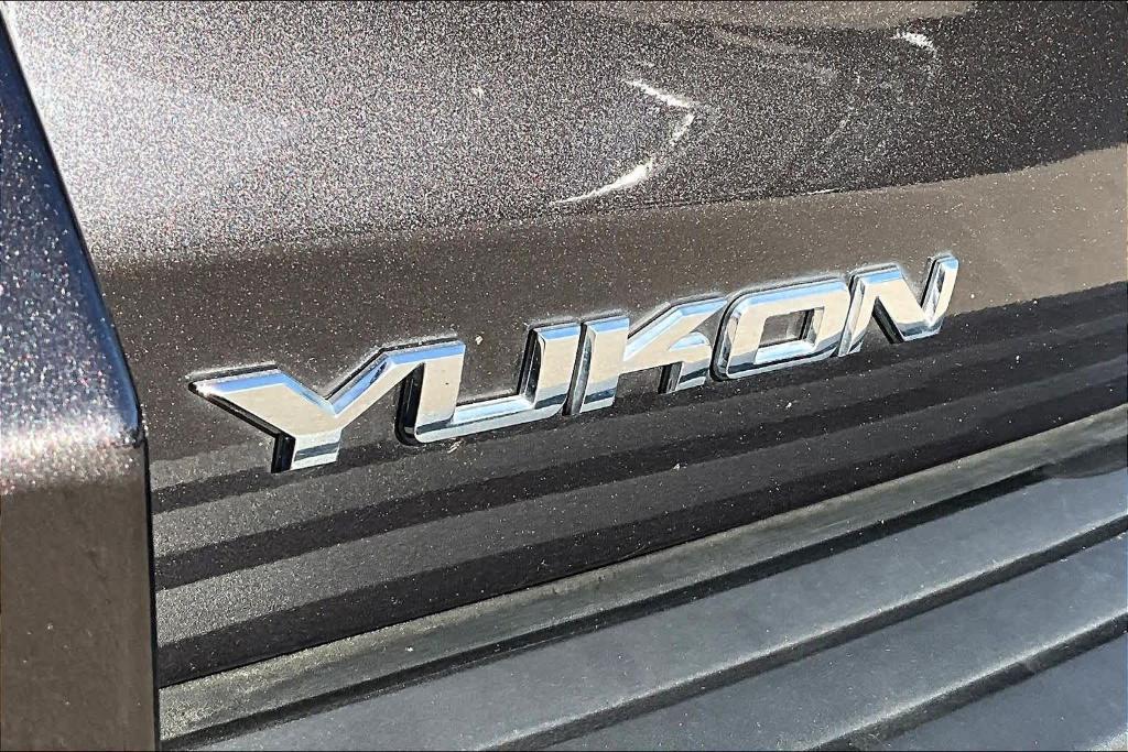 used 2016 GMC Yukon car, priced at $17,315