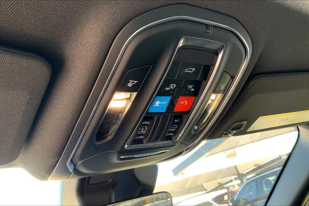 new 2025 Jeep Grand Cherokee car, priced at $39,080