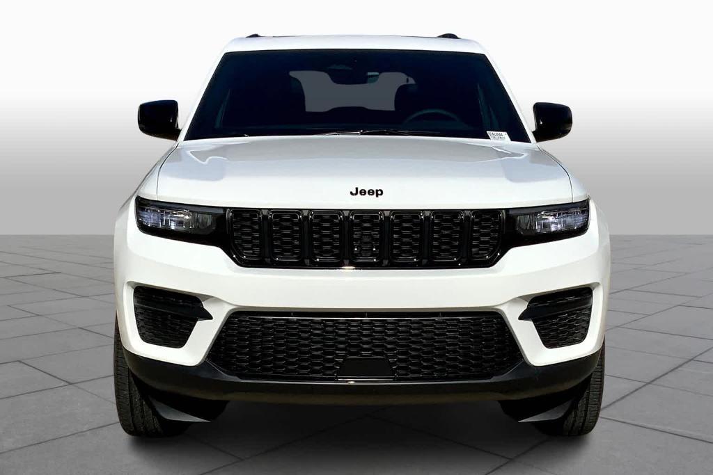 new 2025 Jeep Grand Cherokee car, priced at $39,080