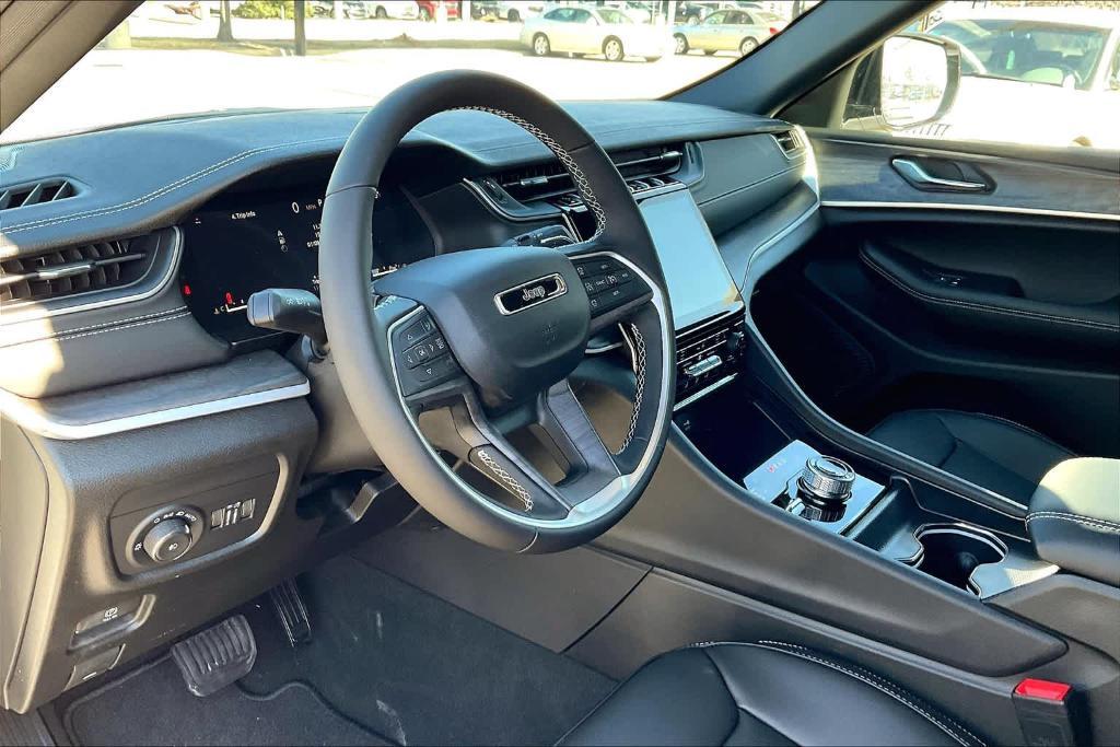 new 2025 Jeep Grand Cherokee car, priced at $46,498