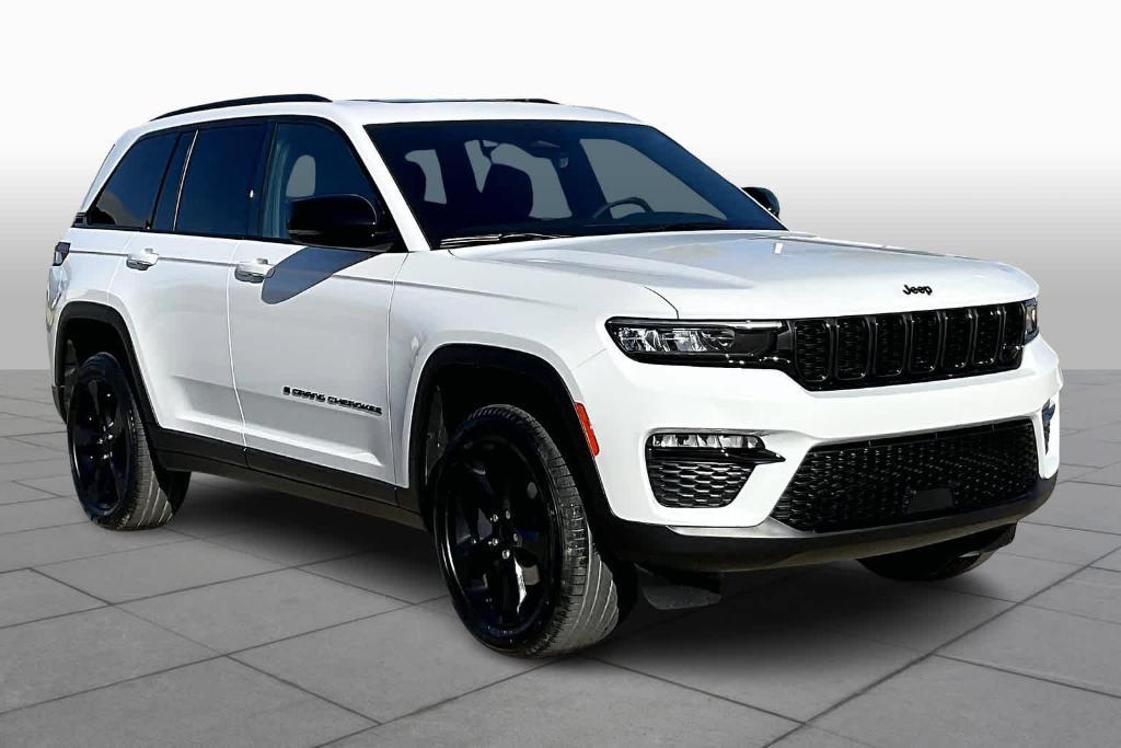 new 2025 Jeep Grand Cherokee car, priced at $46,498