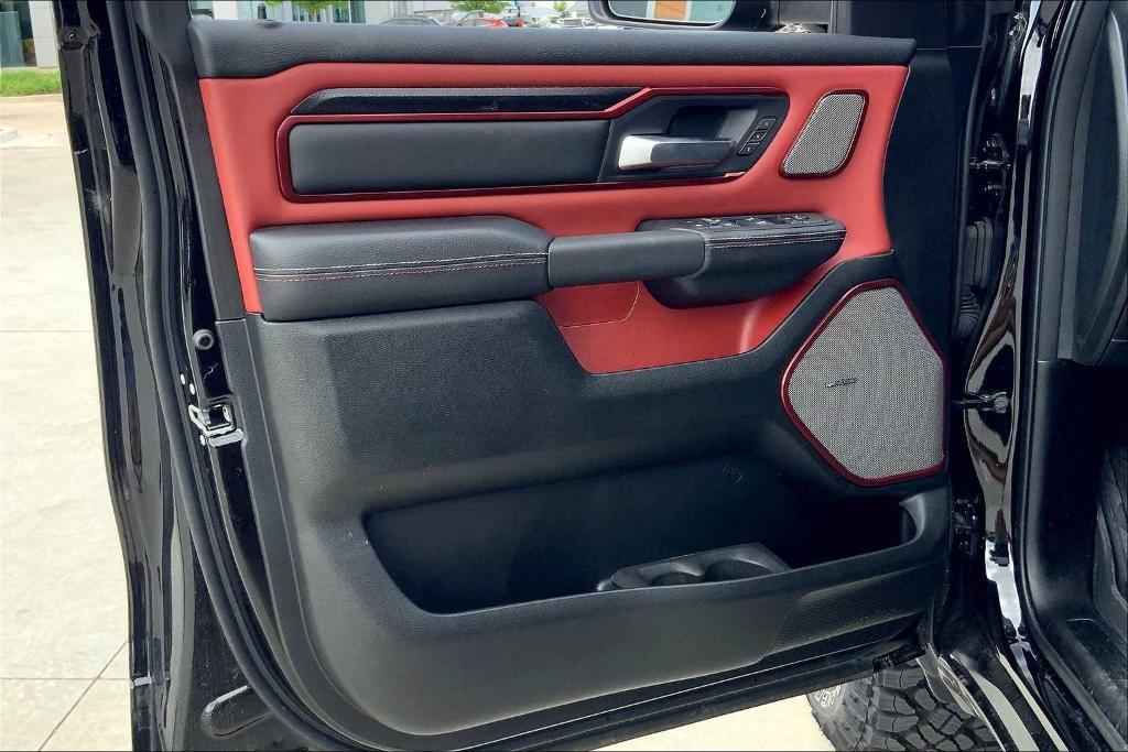 new 2025 Ram 1500 car, priced at $60,674