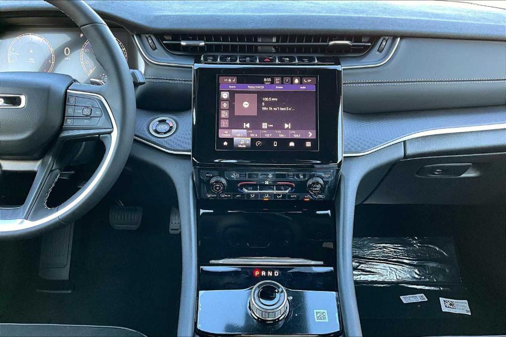 new 2025 Jeep Grand Cherokee car, priced at $39,639