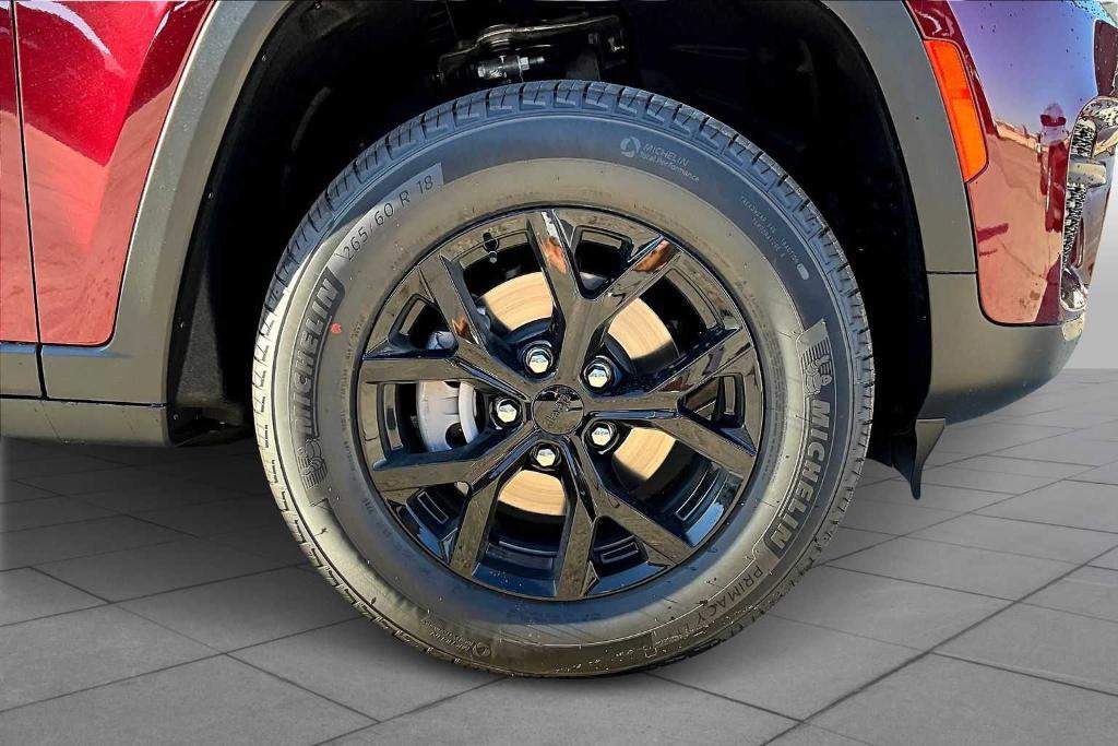 new 2025 Jeep Grand Cherokee car, priced at $39,639