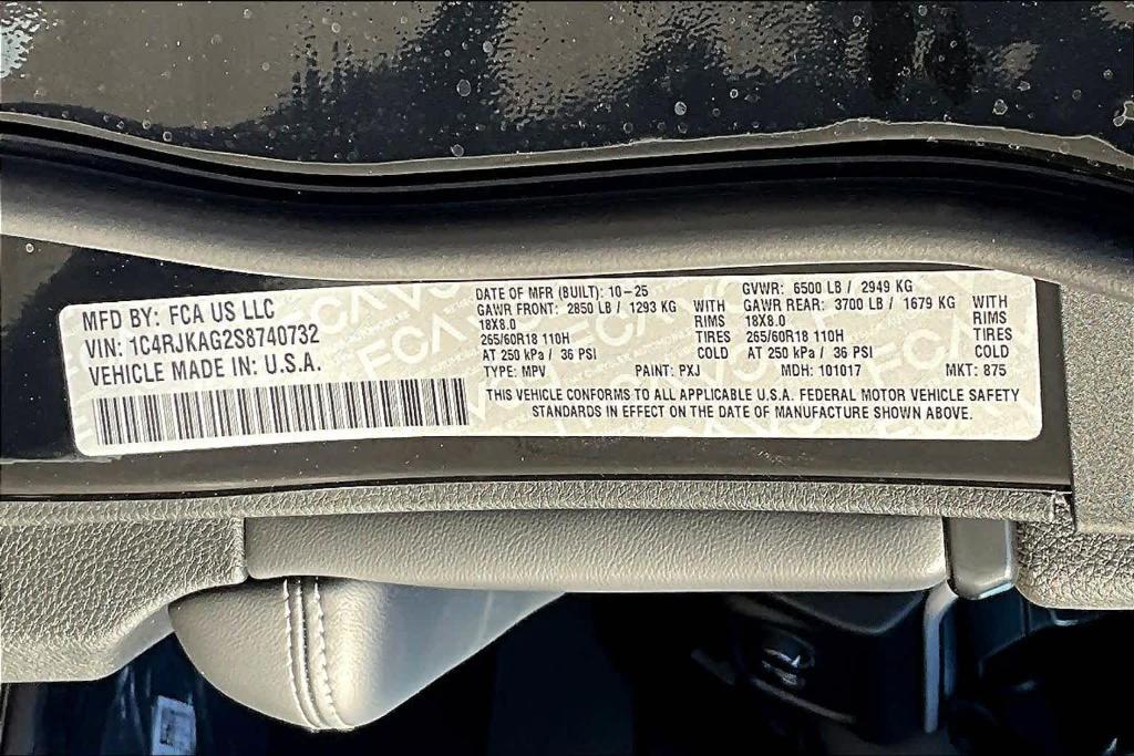 new 2025 Jeep Grand Cherokee L car, priced at $41,255