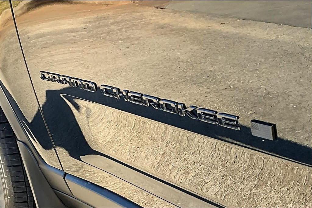 new 2025 Jeep Grand Cherokee L car, priced at $41,255