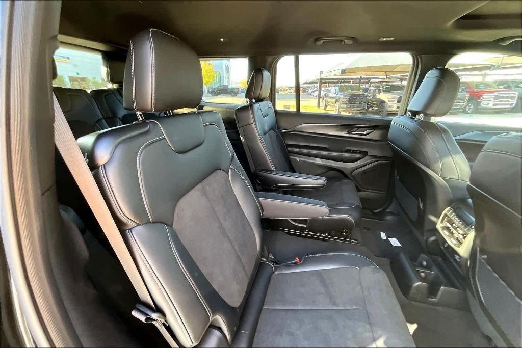 new 2025 Jeep Grand Cherokee L car, priced at $41,255