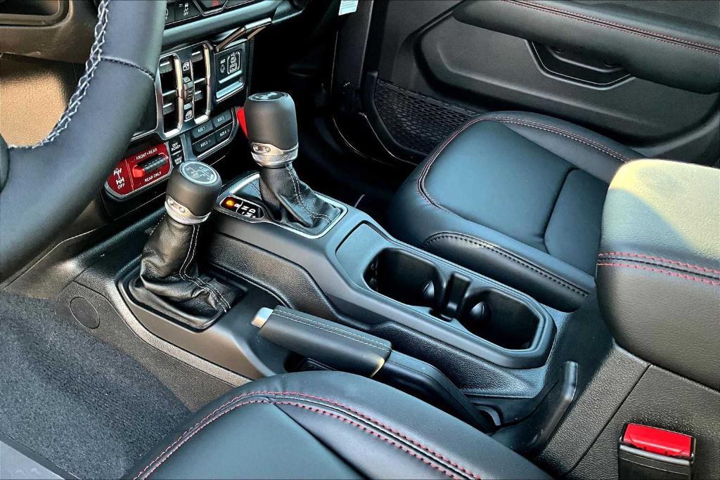 new 2025 Jeep Wrangler car, priced at $61,955
