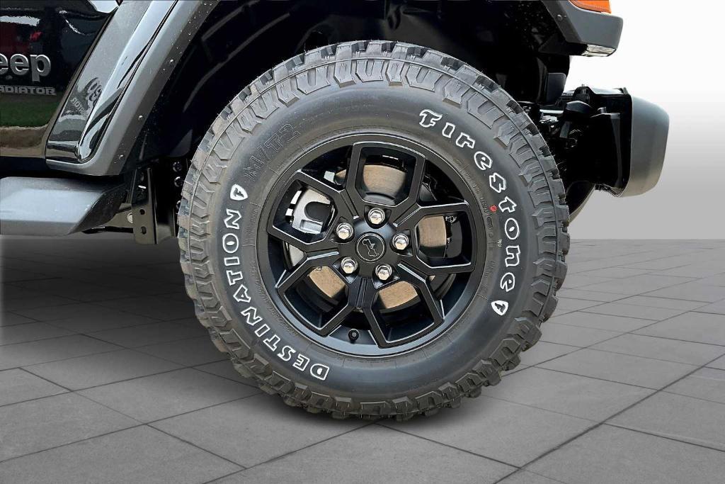 new 2025 Jeep Gladiator car, priced at $42,546