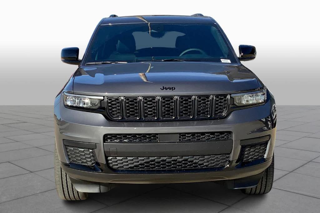 new 2025 Jeep Grand Cherokee L car, priced at $41,674