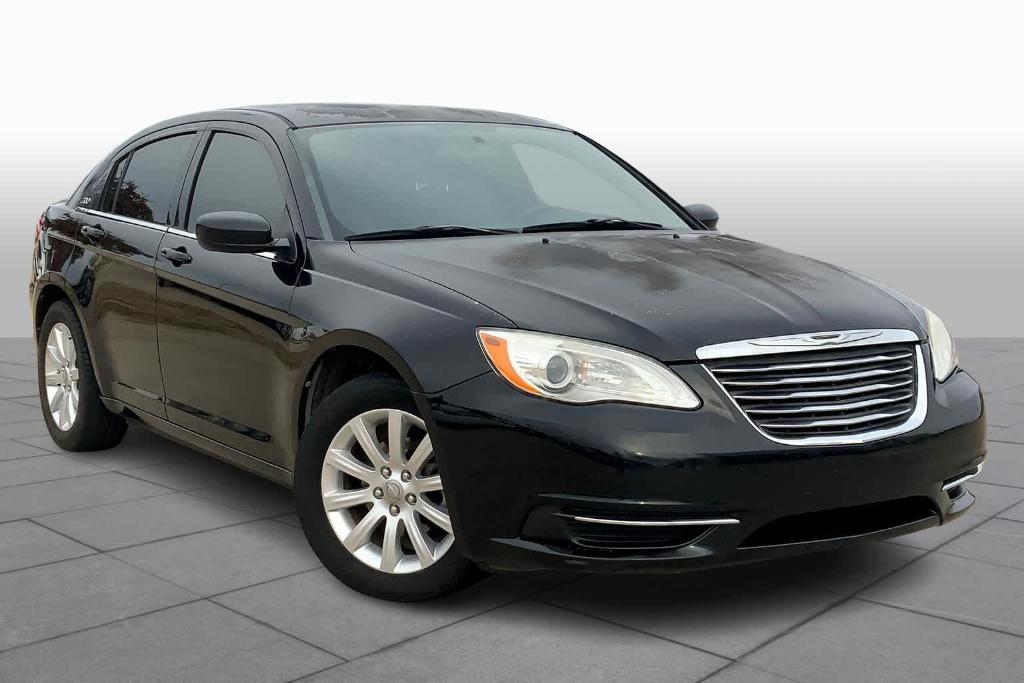 used 2013 Chrysler 200 car, priced at $4,995