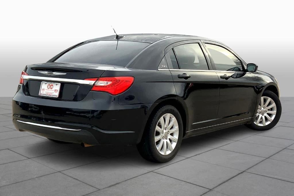 used 2013 Chrysler 200 car, priced at $4,995