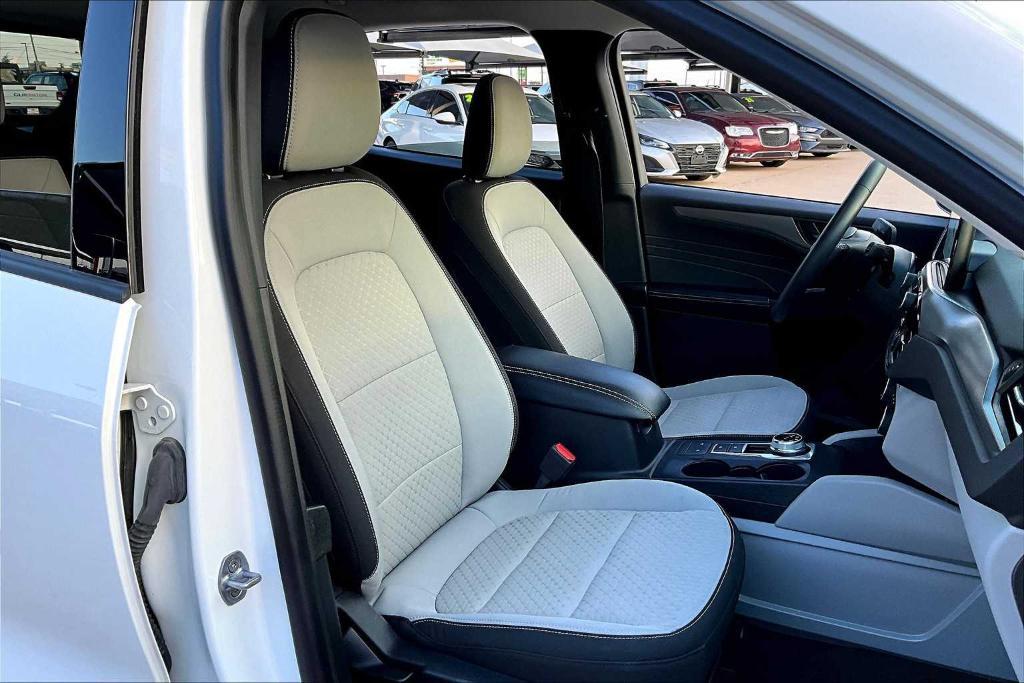 used 2024 Ford Escape car, priced at $21,591