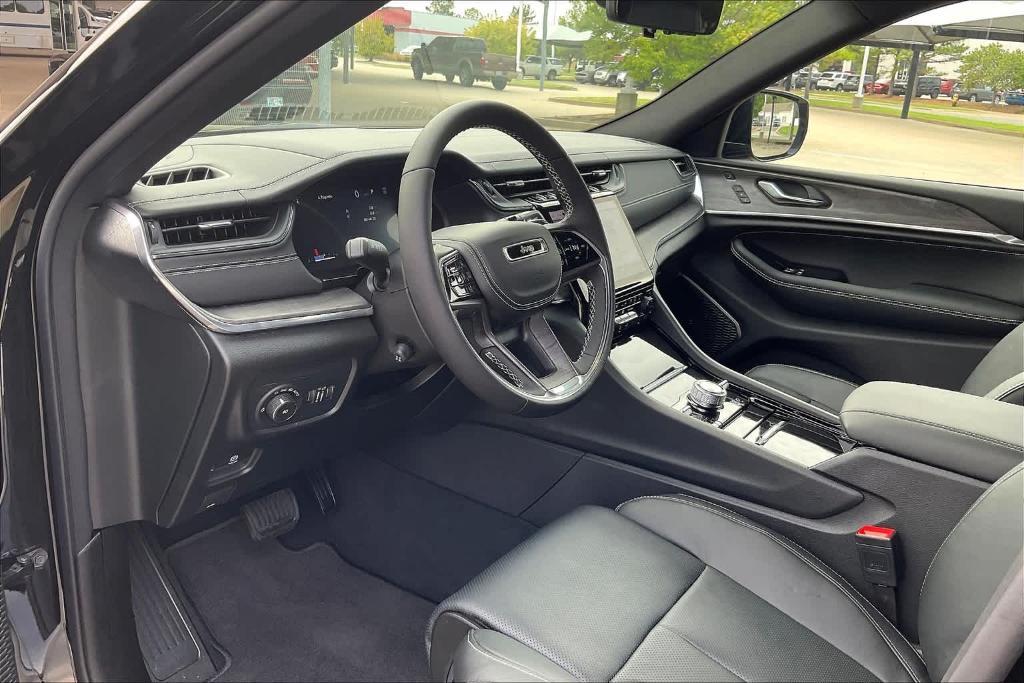 new 2024 Jeep Grand Cherokee L car, priced at $57,499